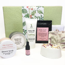 Load image into Gallery viewer, Pamper Christmas Pack - Shower
